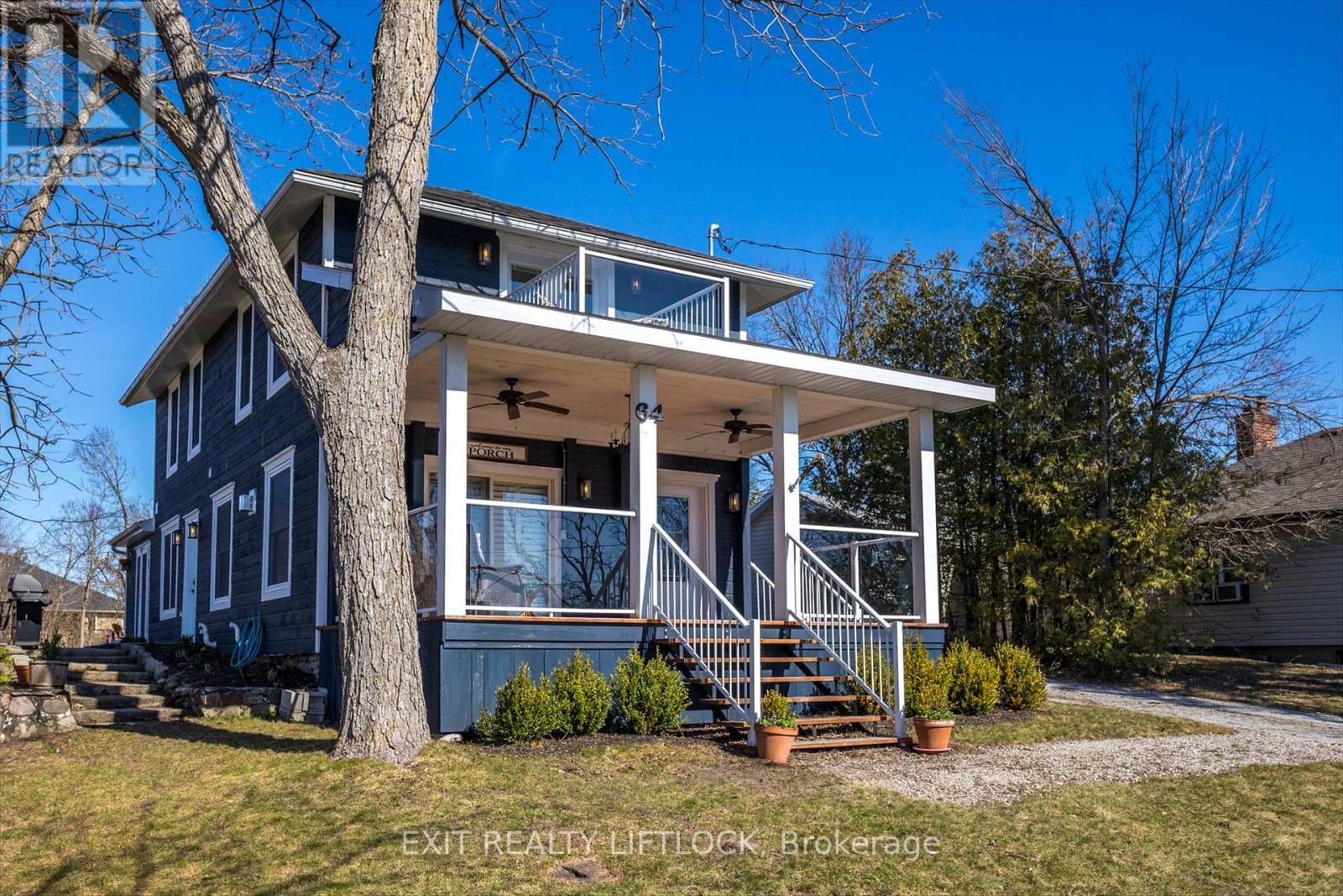 Property at 64 FRONT STREET E image 3
