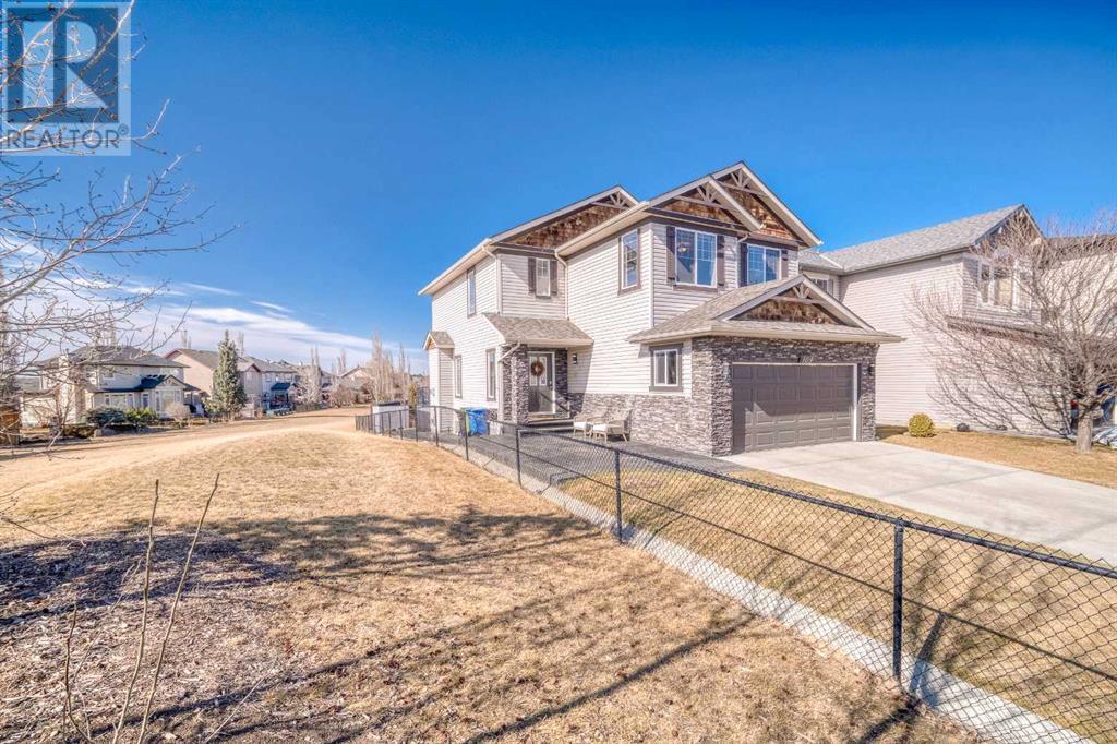 Property at 109 Panamount Point NW image 3