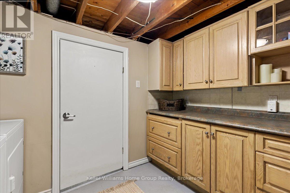 7637 Wellington 7 Road, Mapleton, Ontario  N0B 1A0 - Photo 27 - X12092054