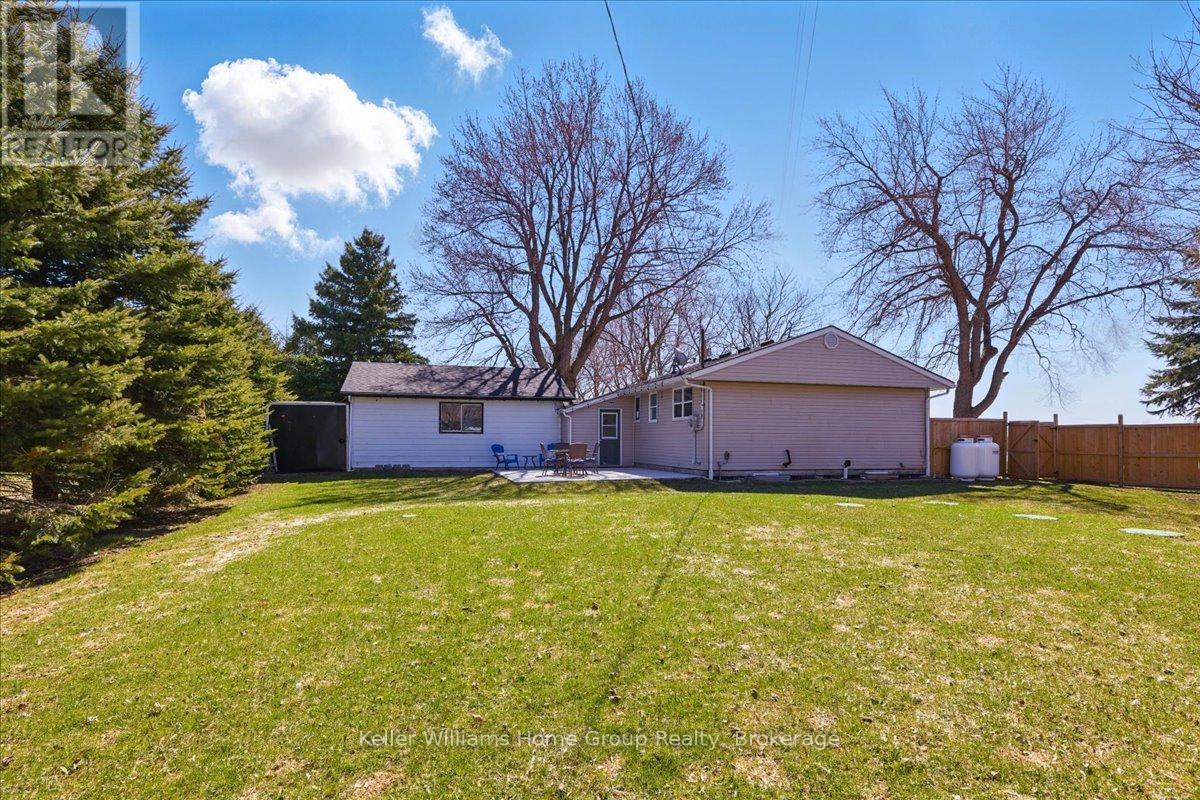 7637 Wellington 7 Road, Mapleton, Ontario  N0B 1A0 - Photo 33 - X12092054