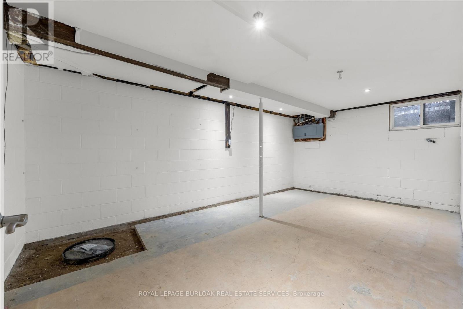 337 Highway 52 N, Hamilton (Ancaster), Ontario  L0R 1T0 - Photo 32 - X12092064