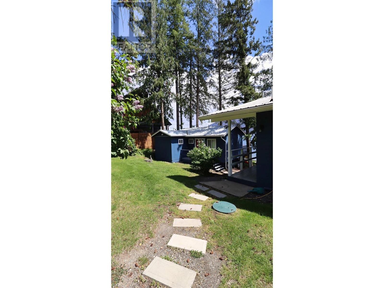 1065 Little Shuswap Lake Road, Chase, British Columbia  V0E 1M2 - Photo 14 - 10344192