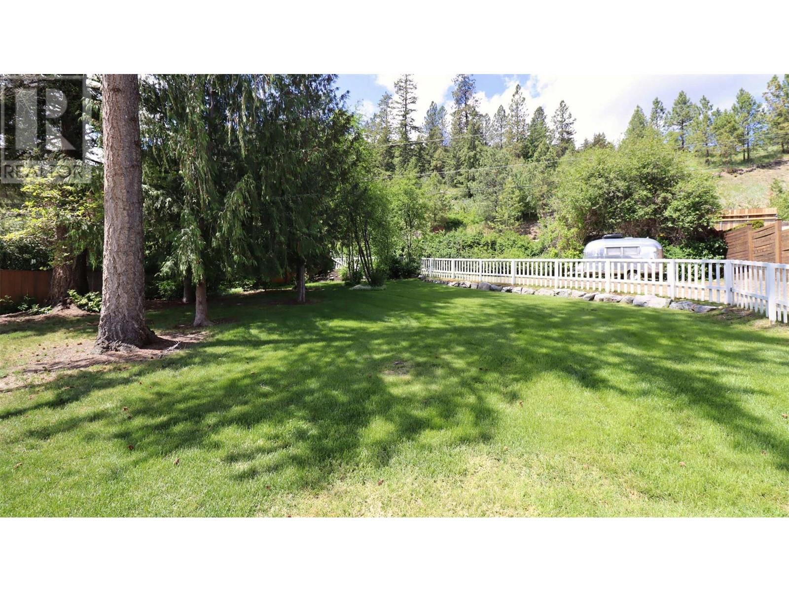 1065 Little Shuswap Lake Road, Chase, British Columbia  V0E 1M2 - Photo 9 - 10344192