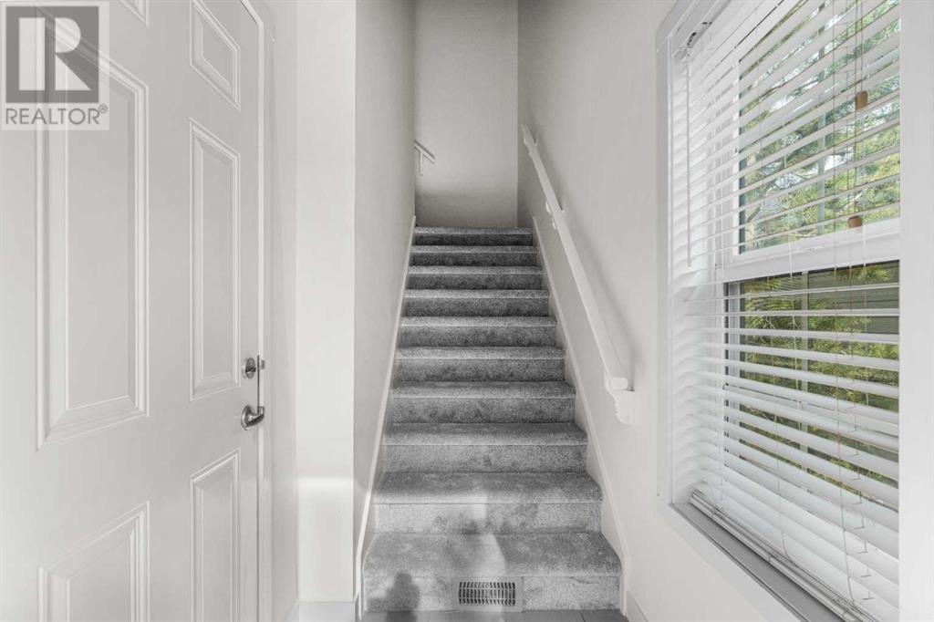 Property at 202 Nolanfield Villas NW image 5