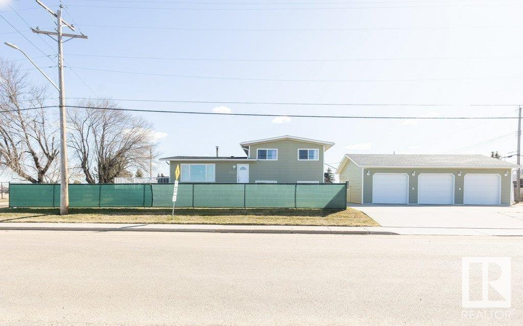10503 105 ST, Westlock, Alberta