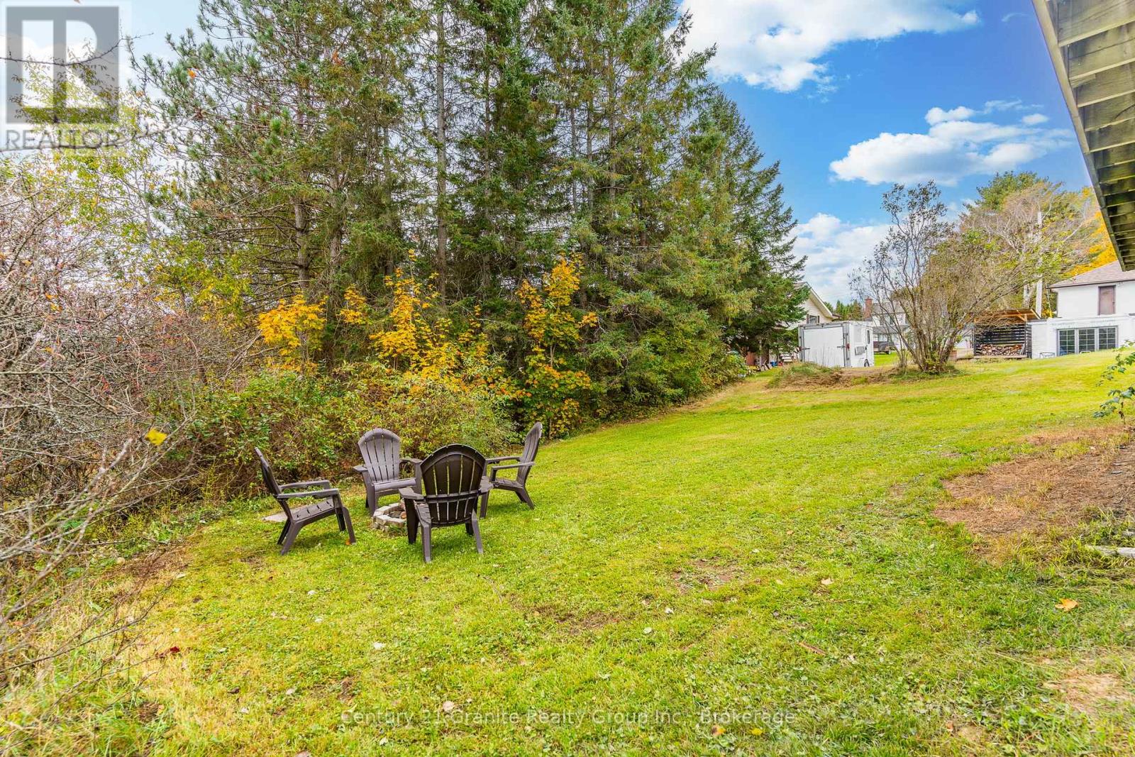8 Mckay Street, Minden Hills, Ontario  K0M 2K0 - Photo 45 - X12089188
