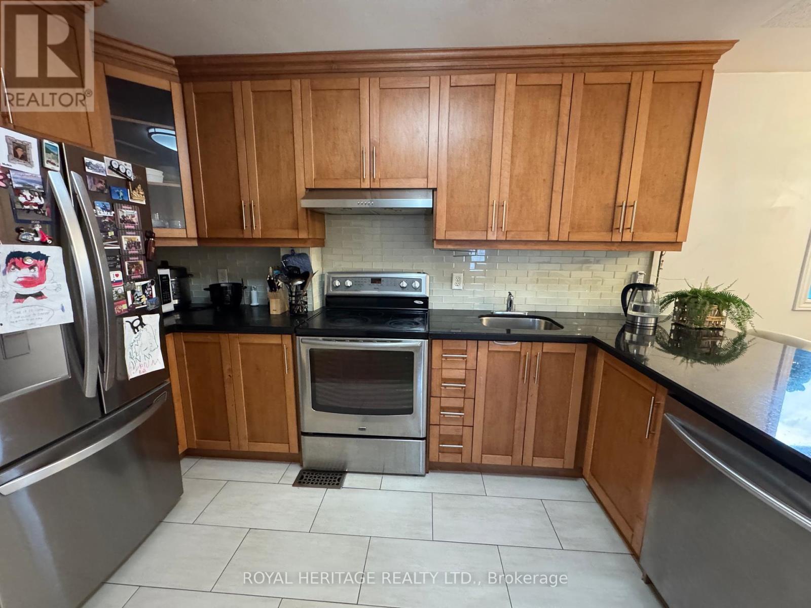 Property at 92 FOXWELL STREET image 4