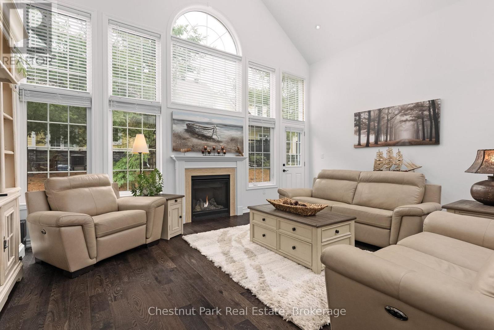 25 Durham Road, Bracebridge, Ontario  P1L 0B7 - Photo 8 - X12091633
