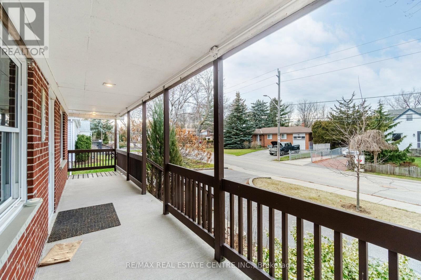 Property at 1904 BALSAM AVENUE image 4