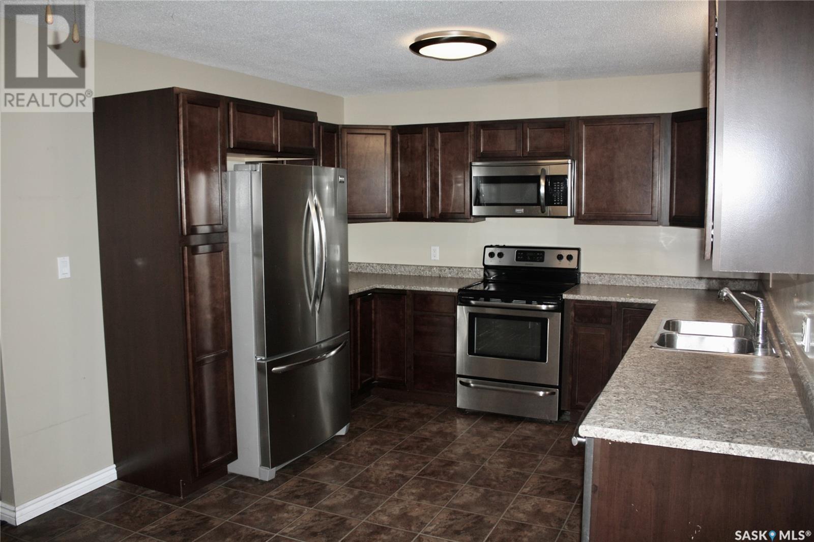 609 Kintyre Avenue, Colonsay, Saskatchewan  S0K 0Z0 - Photo 5 - SK999519