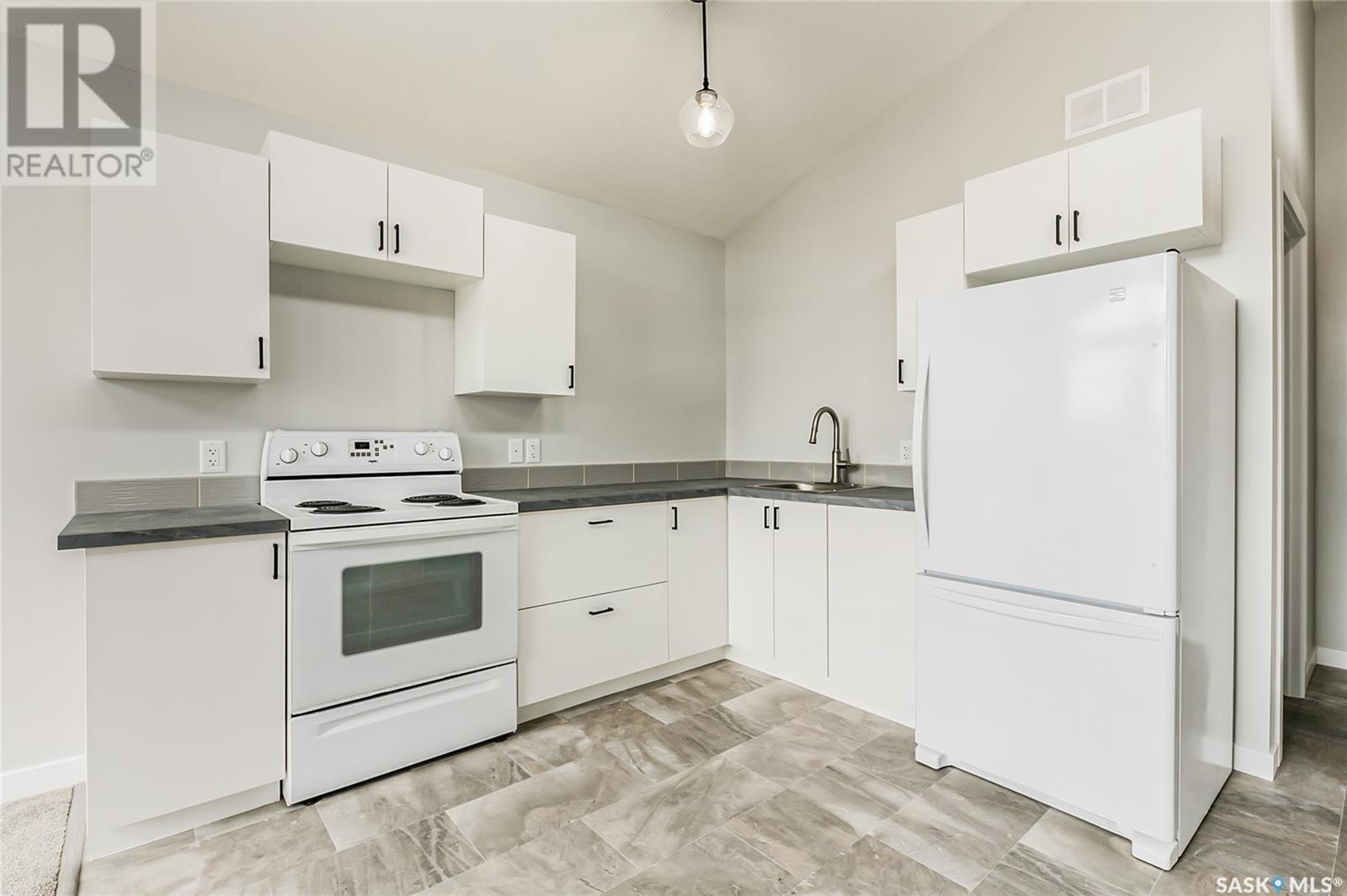 415 Hillcrest Avenue, Saskatchewan Beach, Saskatchewan  S0G 4L0 - Photo 18 - SK003041