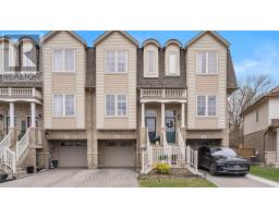 56 WESTBANK TRAIL, Hamilton, Ontario