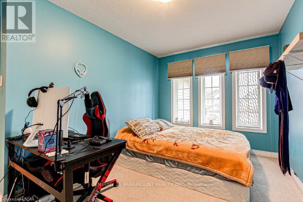 2020 Denview Avenue, London North, Ontario  N6G 0G3 - Photo 9 - X12092113