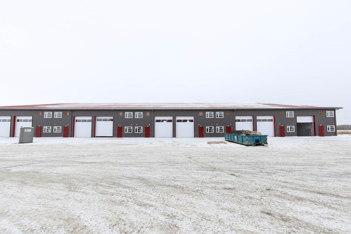 1 Matheson Pkwy, Oakbank, Manitoba  R0E 1J0 - Photo 0 - 65326c335eb4eb086abc8c73