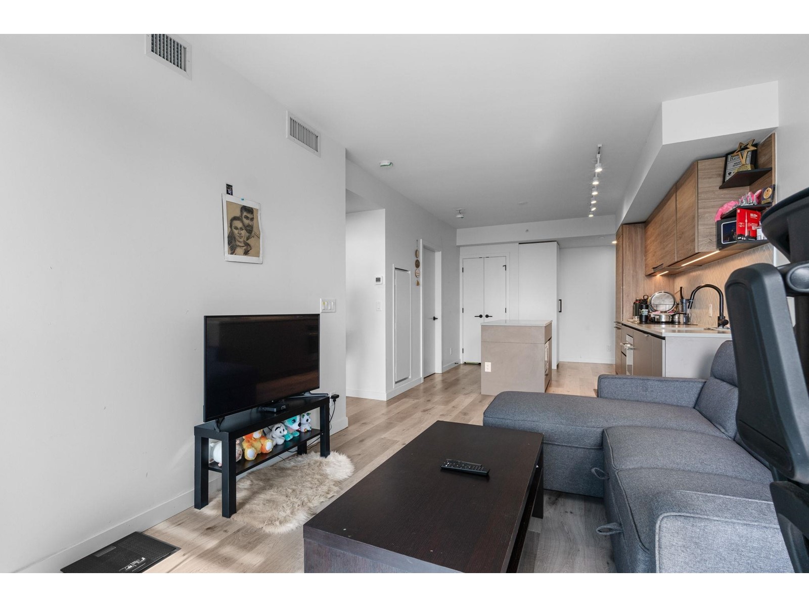 3012 10448 University Drive, Surrey, British Columbia  V3T 0S7 - Photo 6 - R2991392