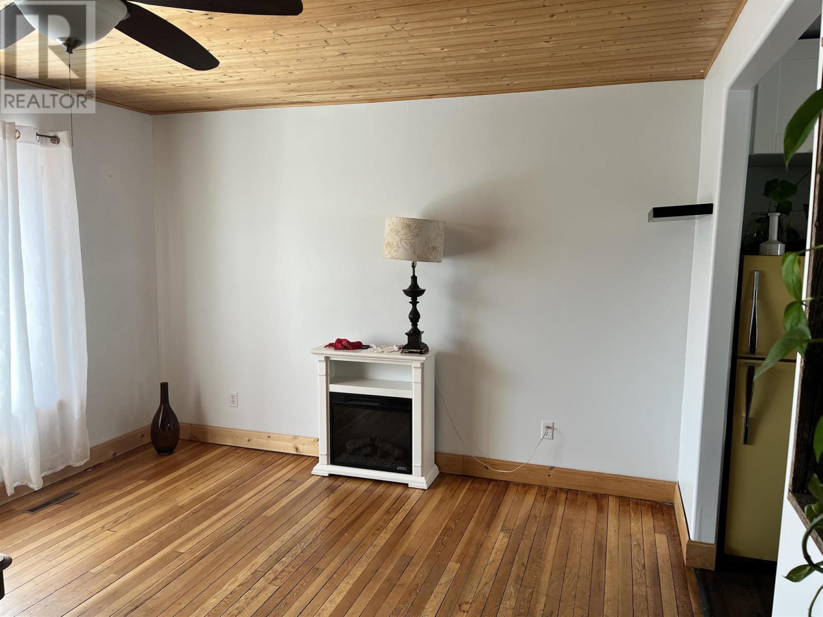 2 Shaft Street, Mckenzie Island, Ontario  P0V 2B0 - Photo 1 - TB250445