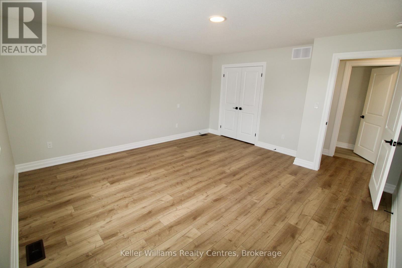 431 Park Street W, West Grey, Ontario  N0G 1R0 - Photo 13 - X12068910