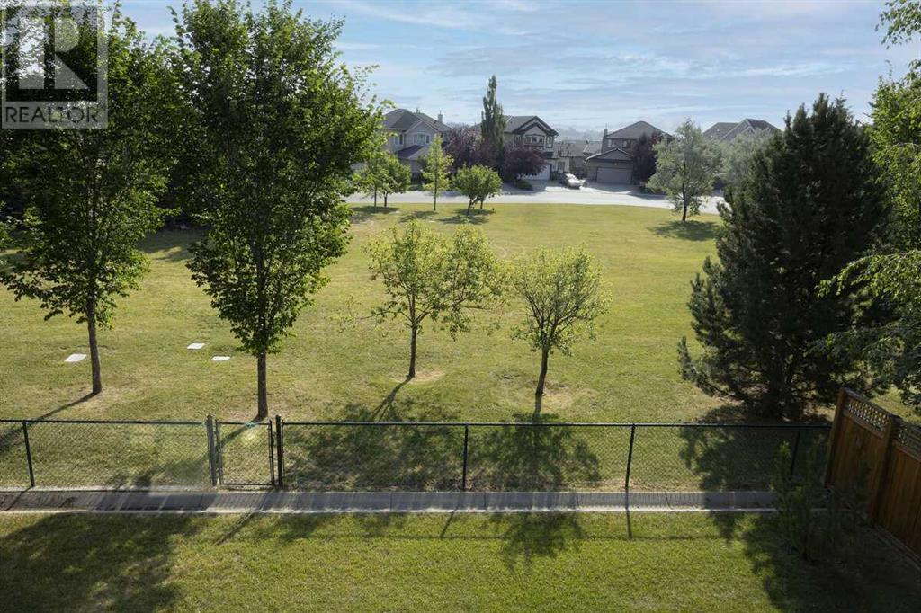 Property at 360 Parkmere Green image 4