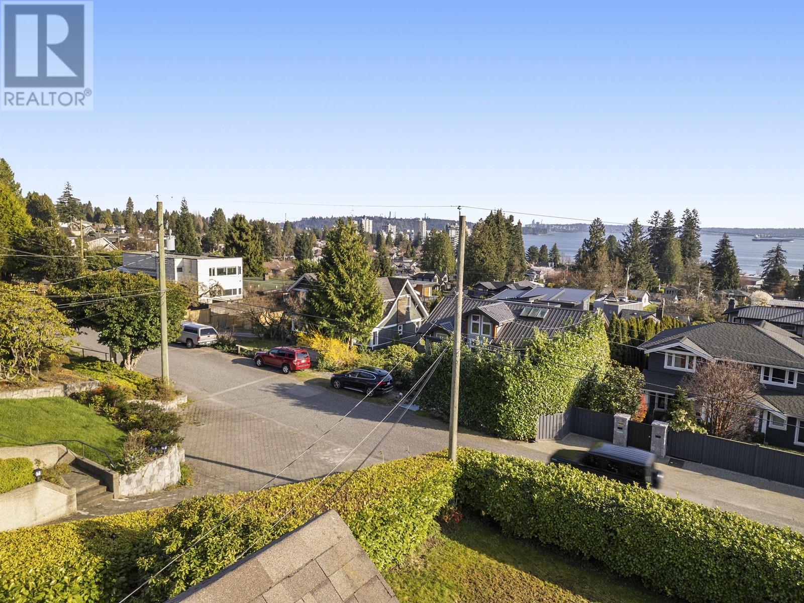 Property at 2441 NELSON AVENUE image 2