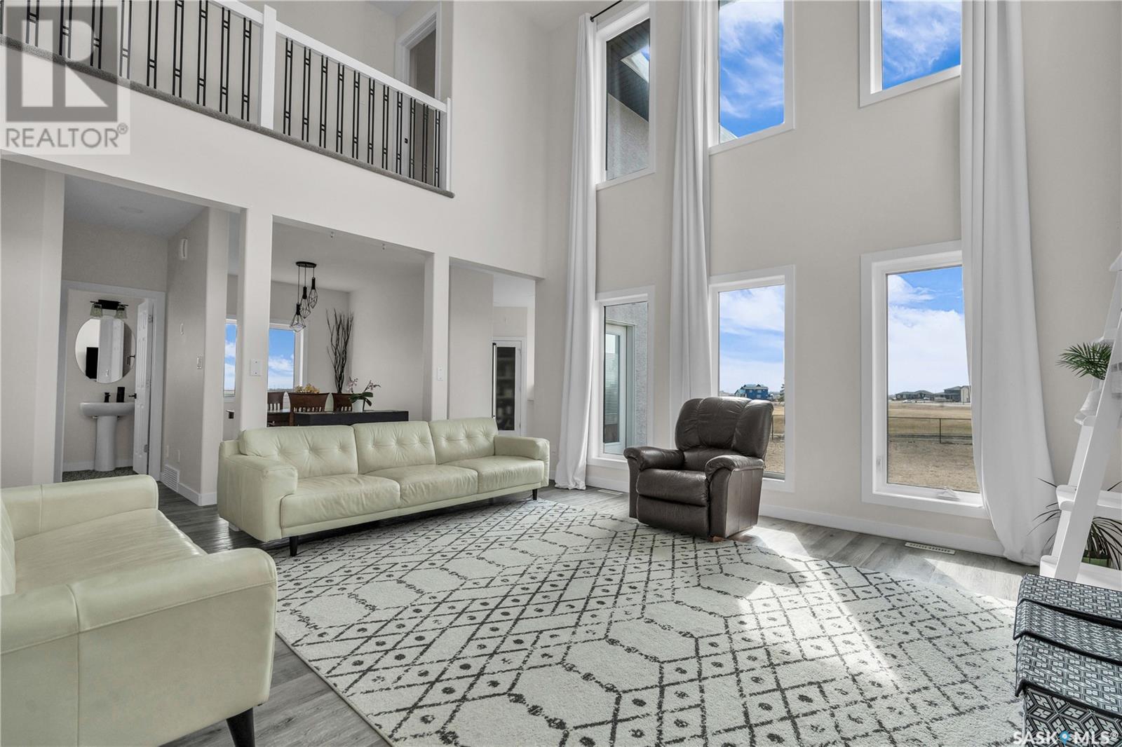 Property at 372 Emerald Park ROAD image 4