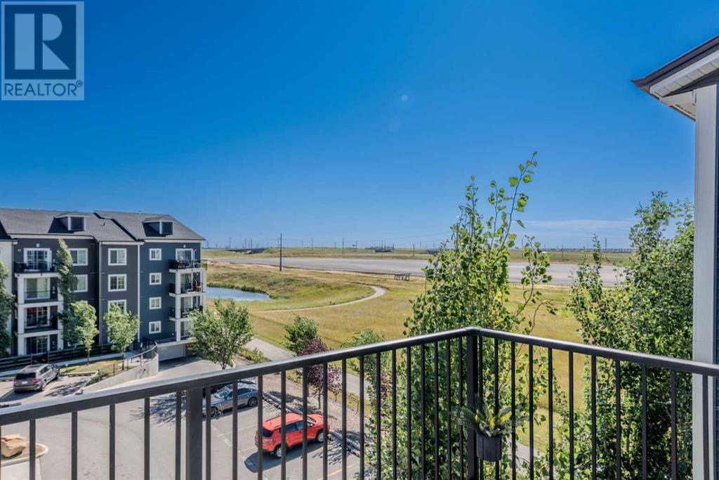 Property at 3412, 99 Copperstone Park SE image 1