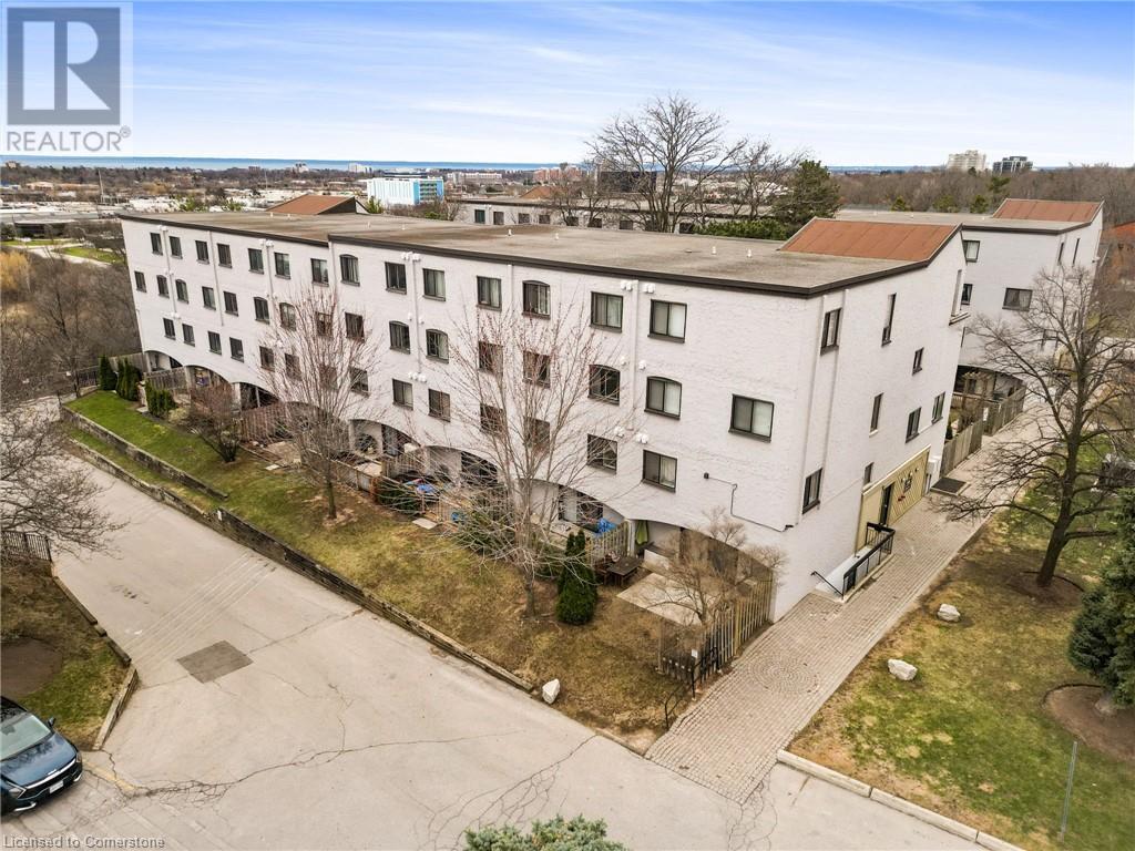 Property at 1016 FALGARWOOD Drive Unit# 47 image 2