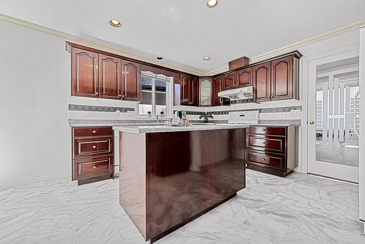 Property at 15162 81A AVENUE image 4