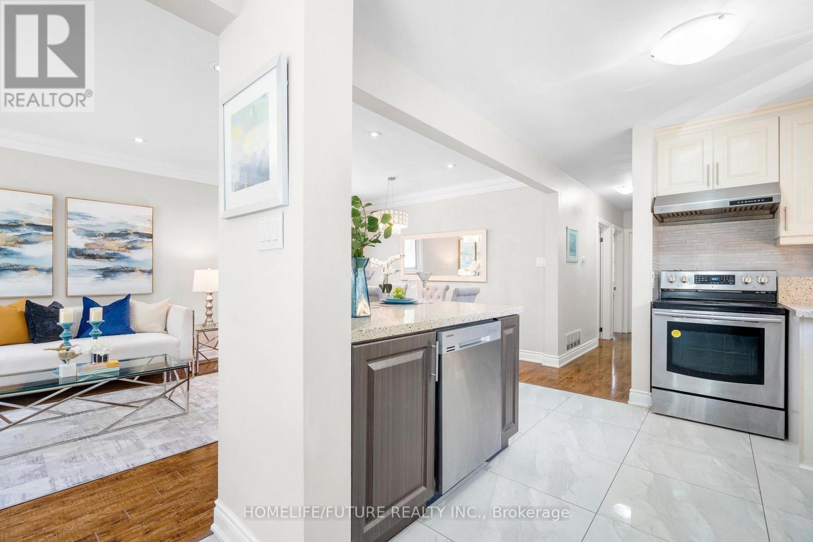 Property at 25 PEKING ROAD image 4