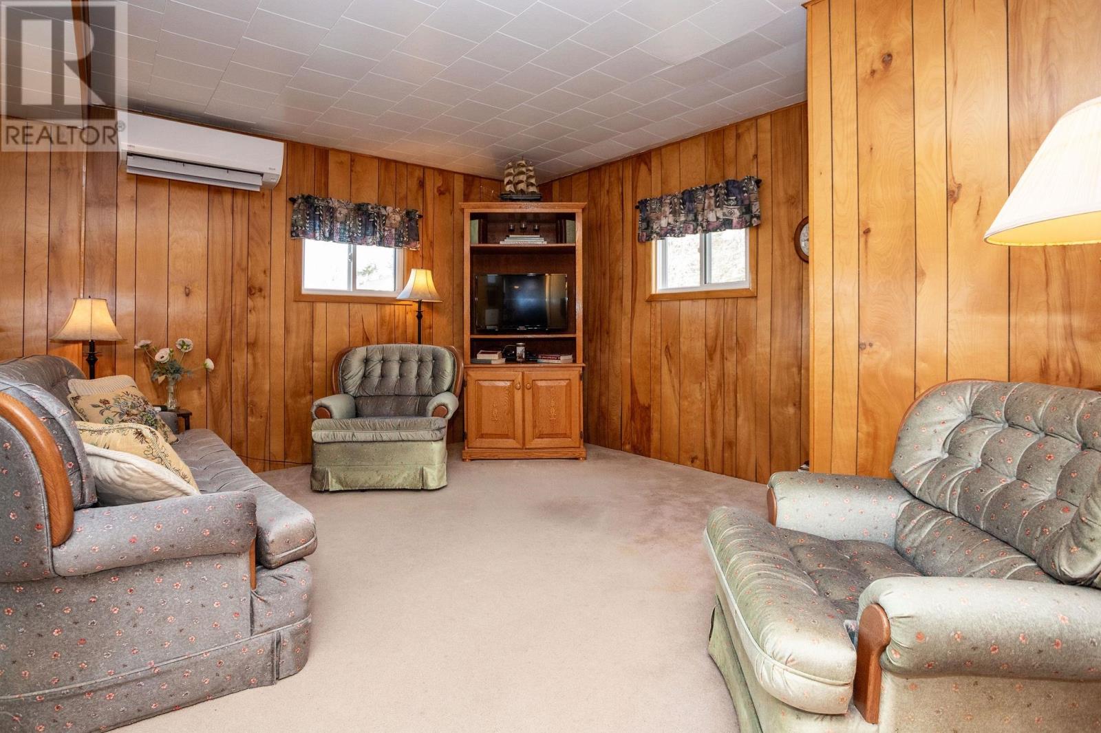 600 Route 2, Souris, Prince Edward Island  C0A 2B0 - Photo 3 - 202508323