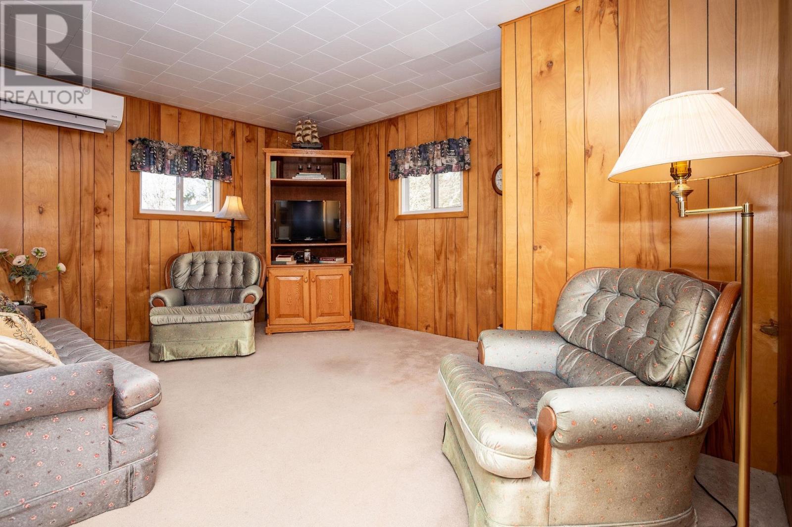 600 Route 2, Souris, Prince Edward Island  C0A 2B0 - Photo 4 - 202508323