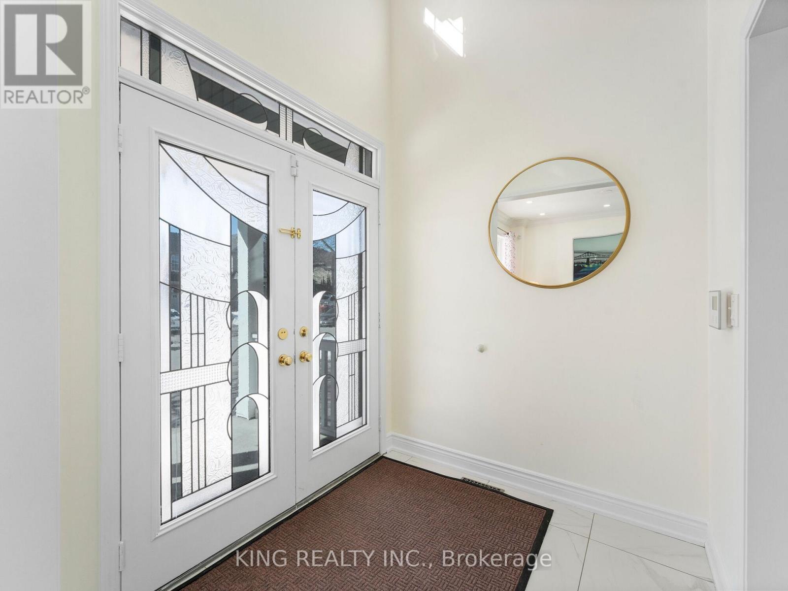 3 Maldives Crescent, Brampton, Ontario  L6P 1L4 - Photo 6 - W12092193