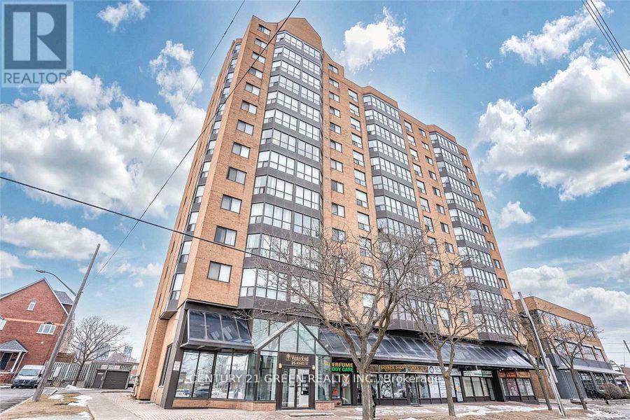 303 - 25 Agnes Street N, Mississauga, Ontario  L5B 3X7 - Photo 2 - W12092196