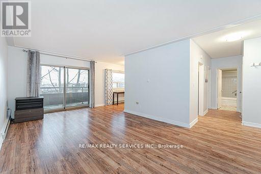 203 - 11 Woodman Drive S, Hamilton (Corman), Ontario  L8K 4E3 - Photo 11 - X12092153