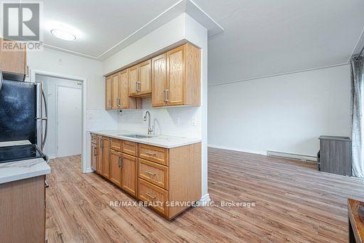 203 - 11 Woodman Drive S, Hamilton (Corman), Ontario  L8K 4E3 - Photo 9 - X12092153