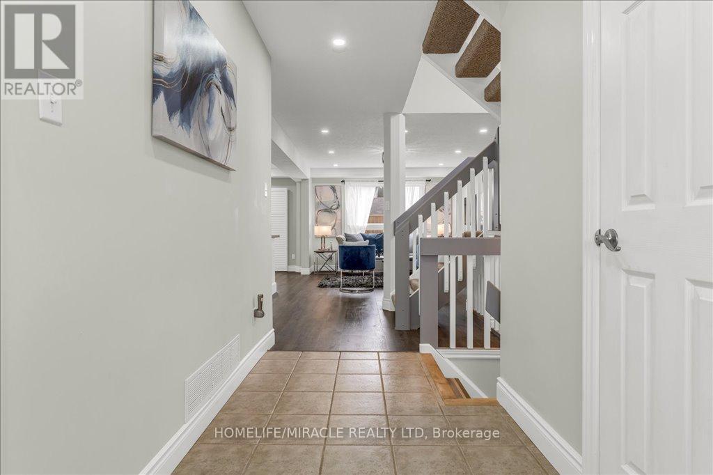 Property at 14 SNOW GOOSE CRESCENT image 4