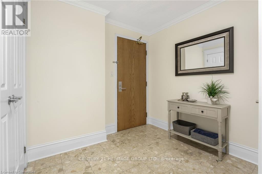 102 - 67 Caroline Street S, Hamilton, Ontario  L8P 3K6 - Photo 5 - X12092194