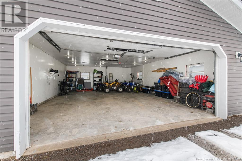 Property at 176 Indian Mountain image 3