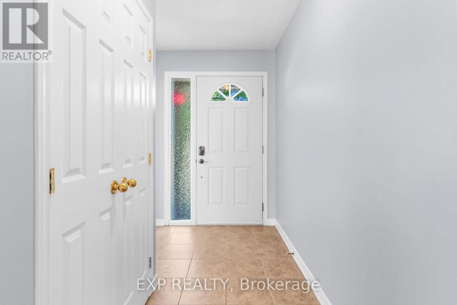 Property at 114 ECHOWOODS AVENUE image 3