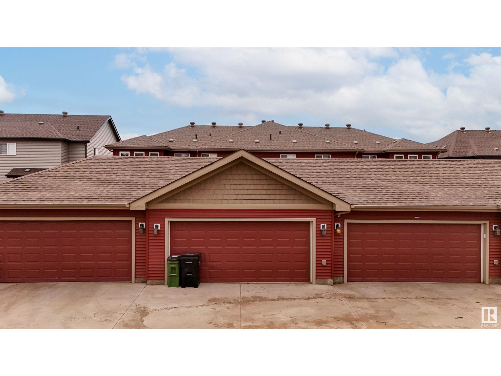 5024 22 Av Sw, Edmonton, Alberta  T6X 2H7 - Photo 2 - E4431826