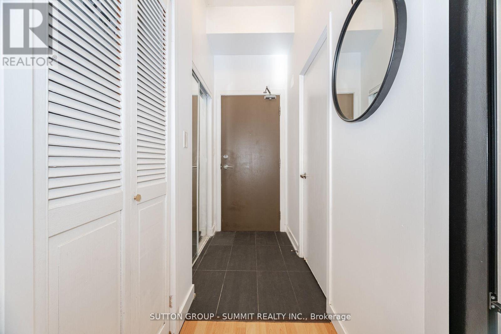 207 - 4065 Brickstone Mews W, Mississauga, Ontario  L5B 0G3 - Photo 5 - W12092230
