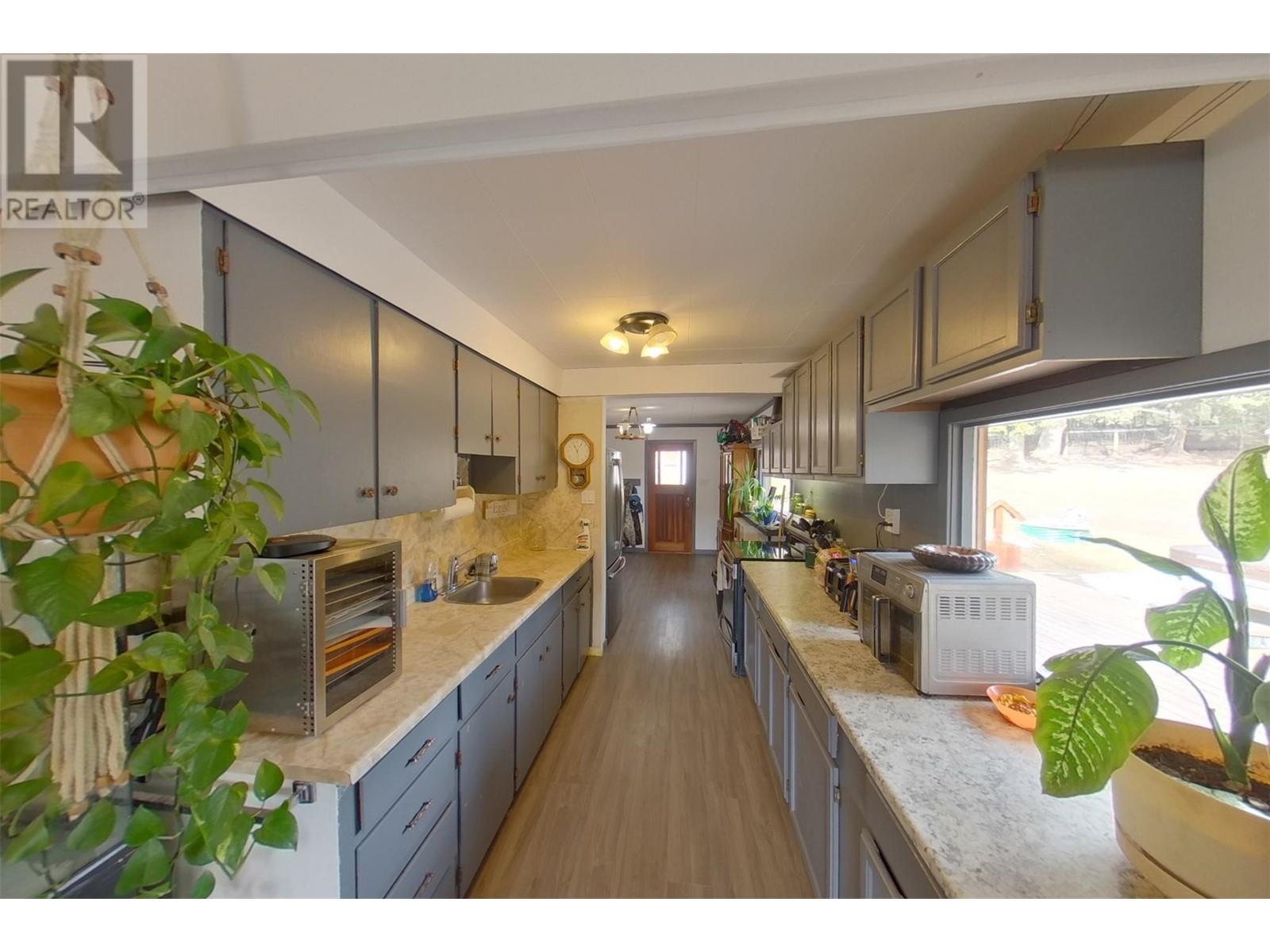 Property at 2201 3/95 Highway image 4