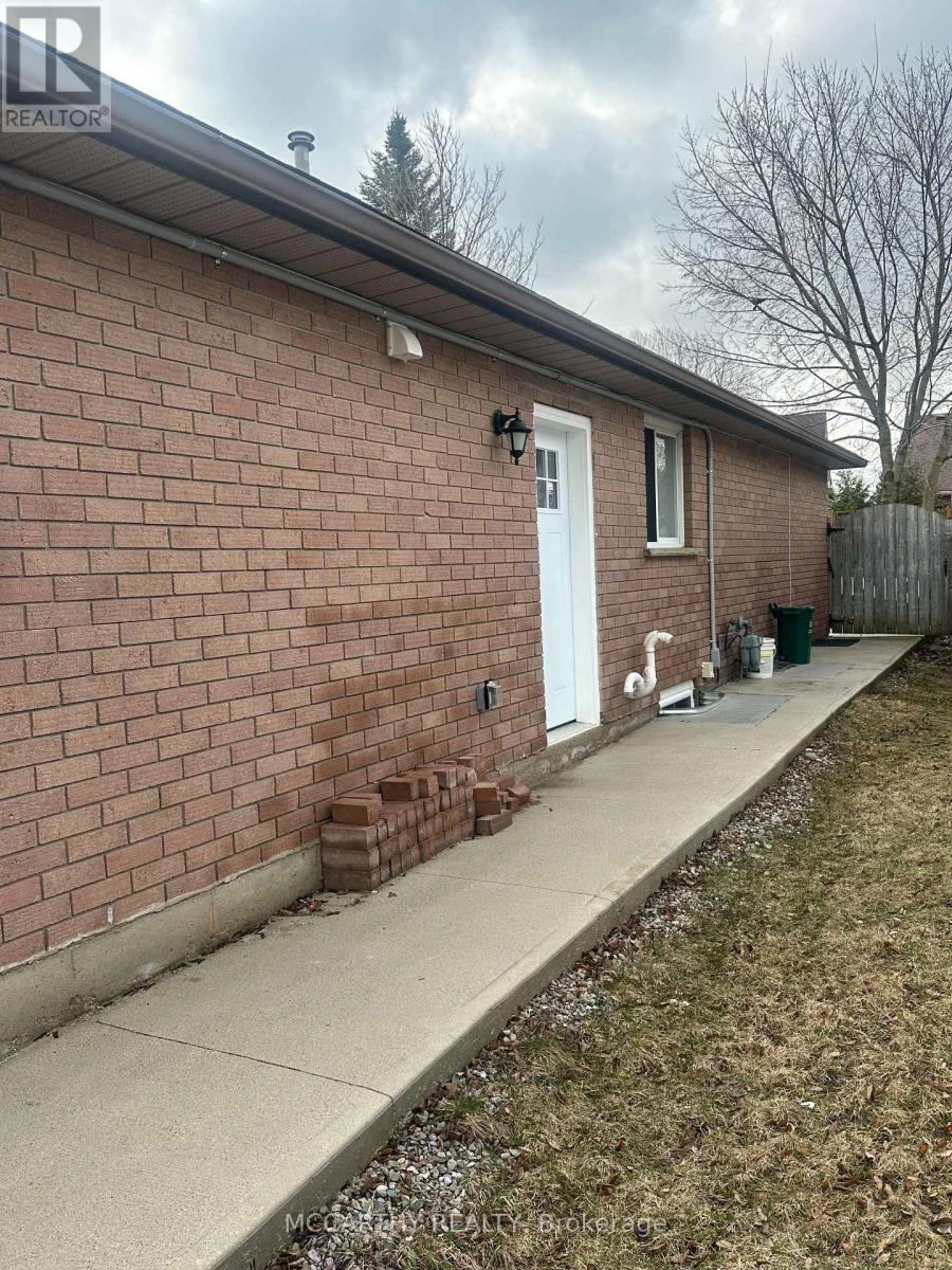 B - 612 Canfield Place, Shelburne, Ontario  L9V 3A5 - Photo 3 - X12092215