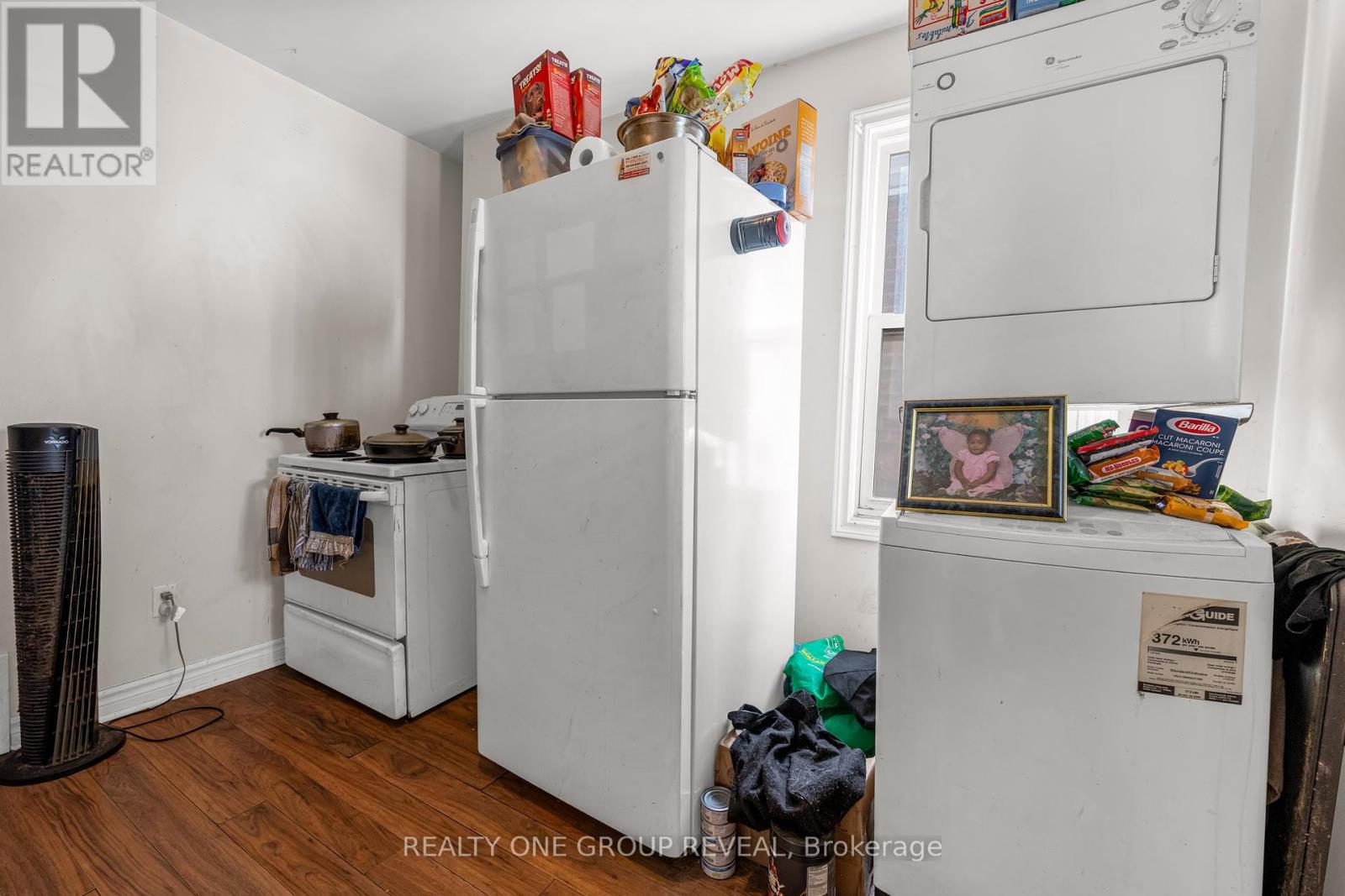 29 Gertrude Street, Hamilton, Ontario  L8L 4B7 - Photo 8 - X12092221