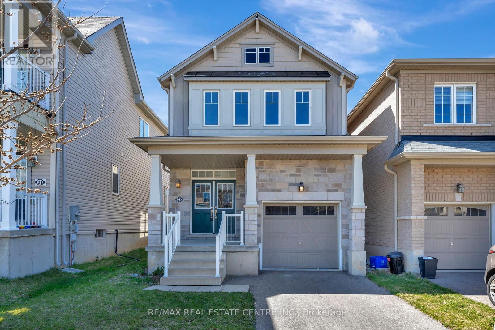 Property at 33 SUMAC DRIVE image 3