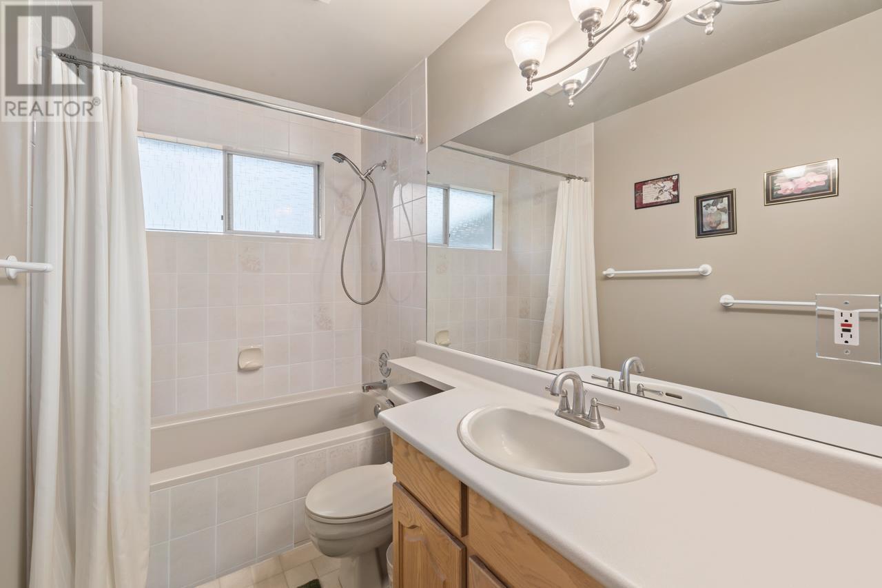 3728 Oakdale Street, Port Coquitlam, British Columbia  V3B 4W8 - Photo 17 - R2990934