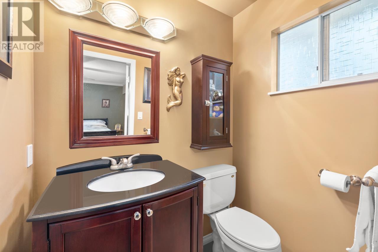 3728 Oakdale Street, Port Coquitlam, British Columbia  V3B 4W8 - Photo 13 - R2990934