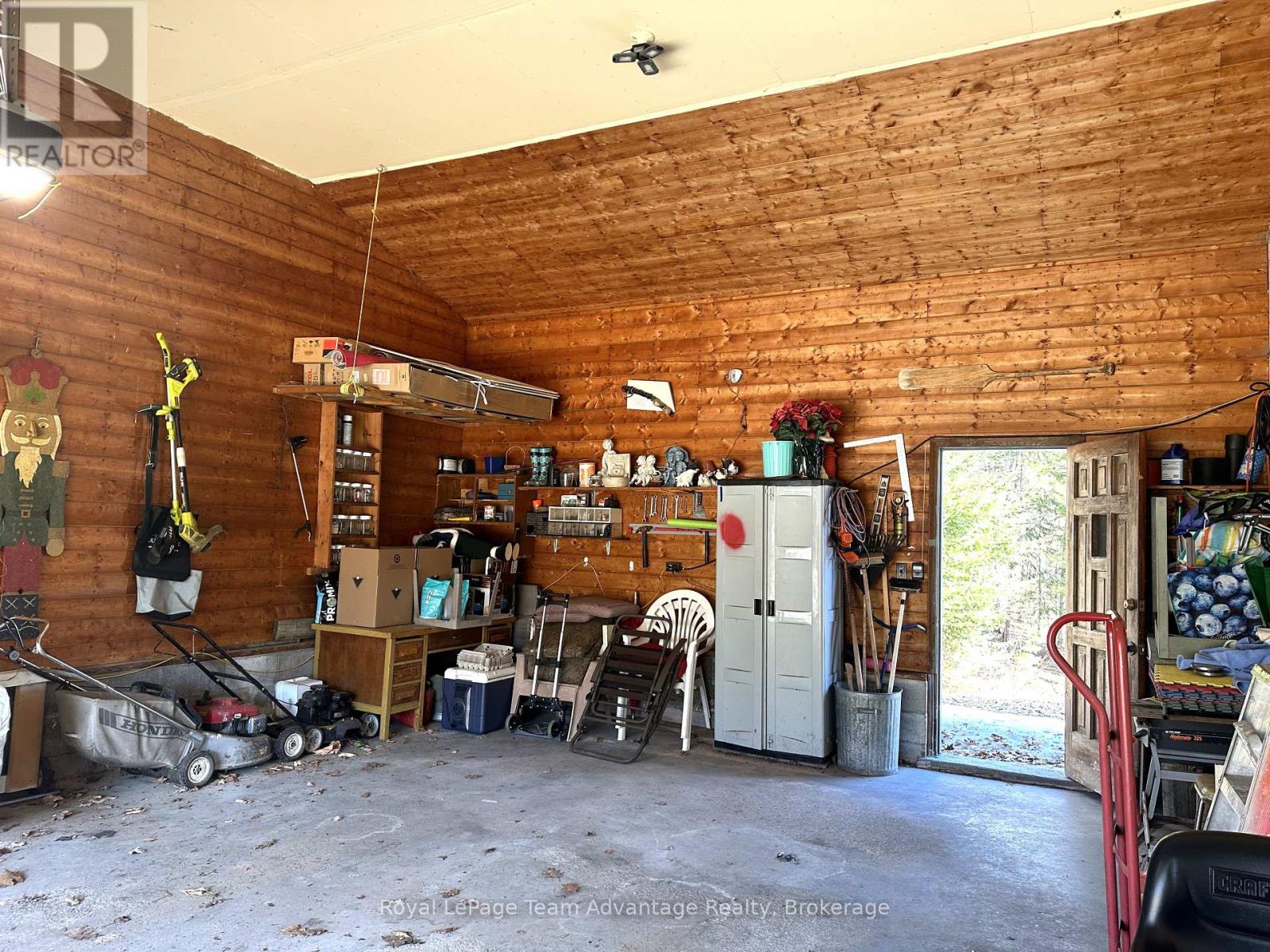 709 141 Highway, Seguin, Ontario  P0C 1J0 - Photo 38 - X12092268