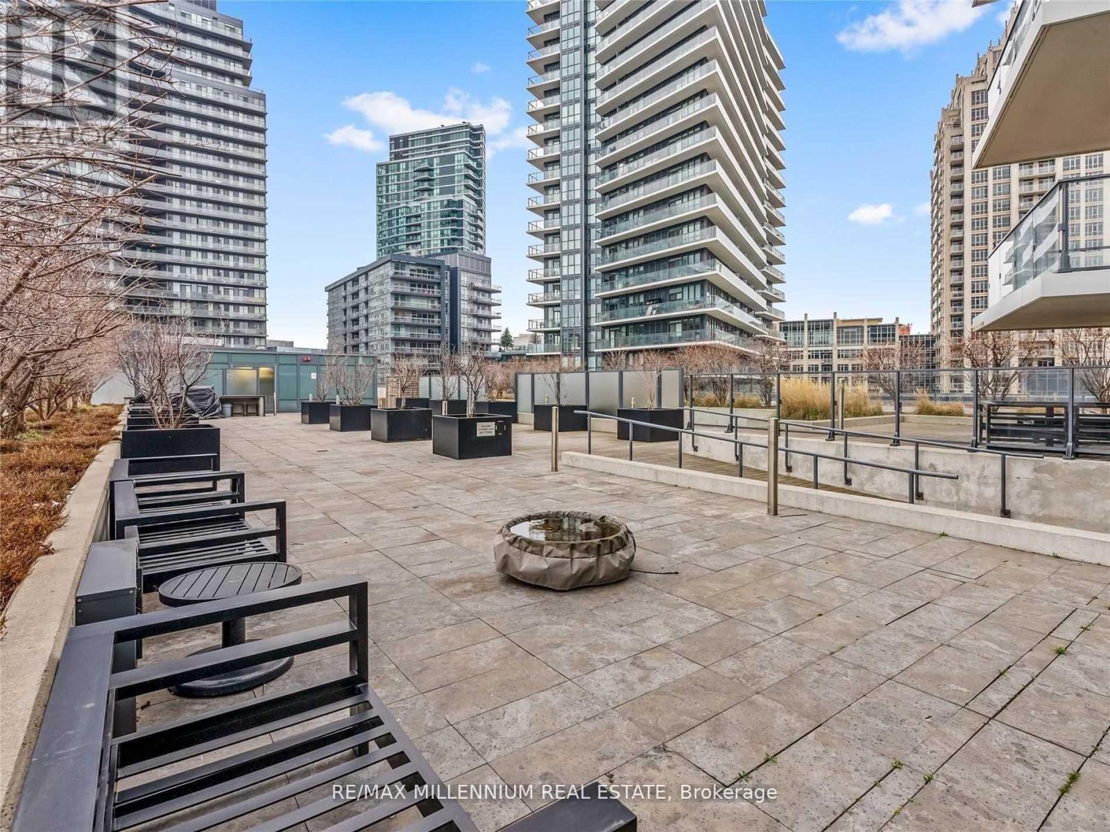 710 - 50 Bruyeres Mews, Toronto, Ontario  M5V 0H8 - Photo 18 - C12092273