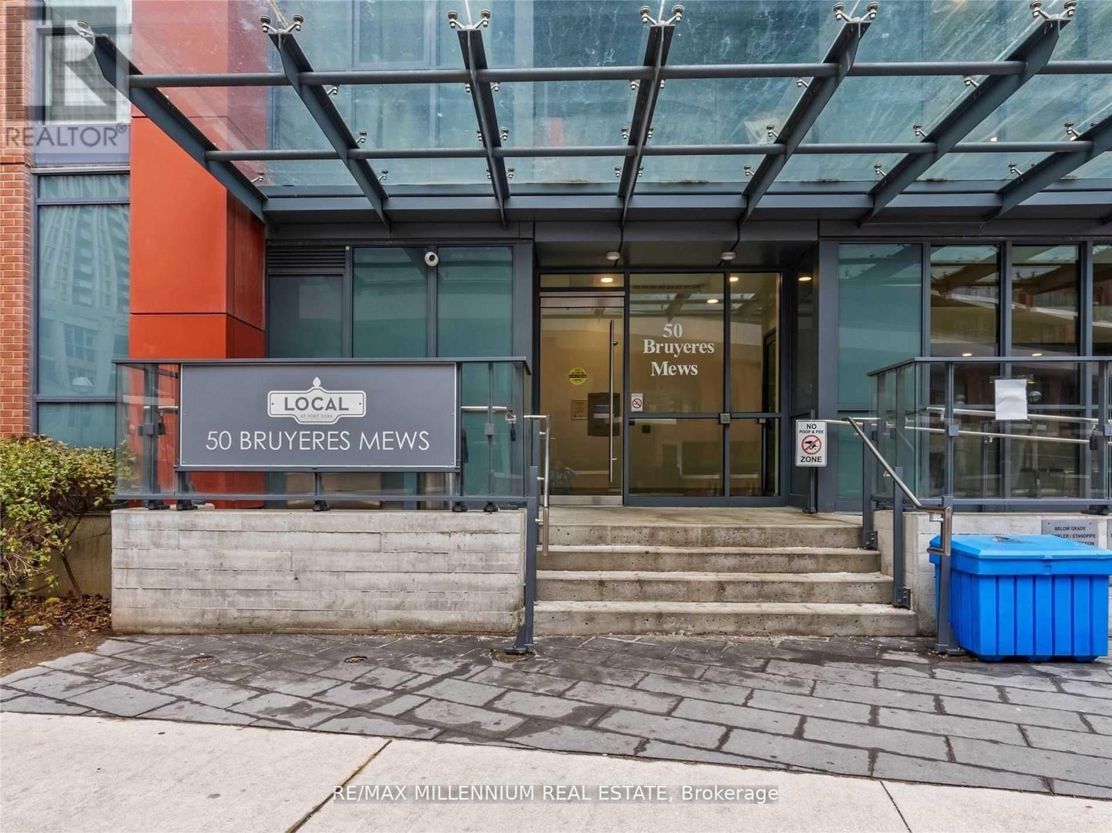 710 - 50 Bruyeres Mews, Toronto, Ontario  M5V 0H8 - Photo 2 - C12092273