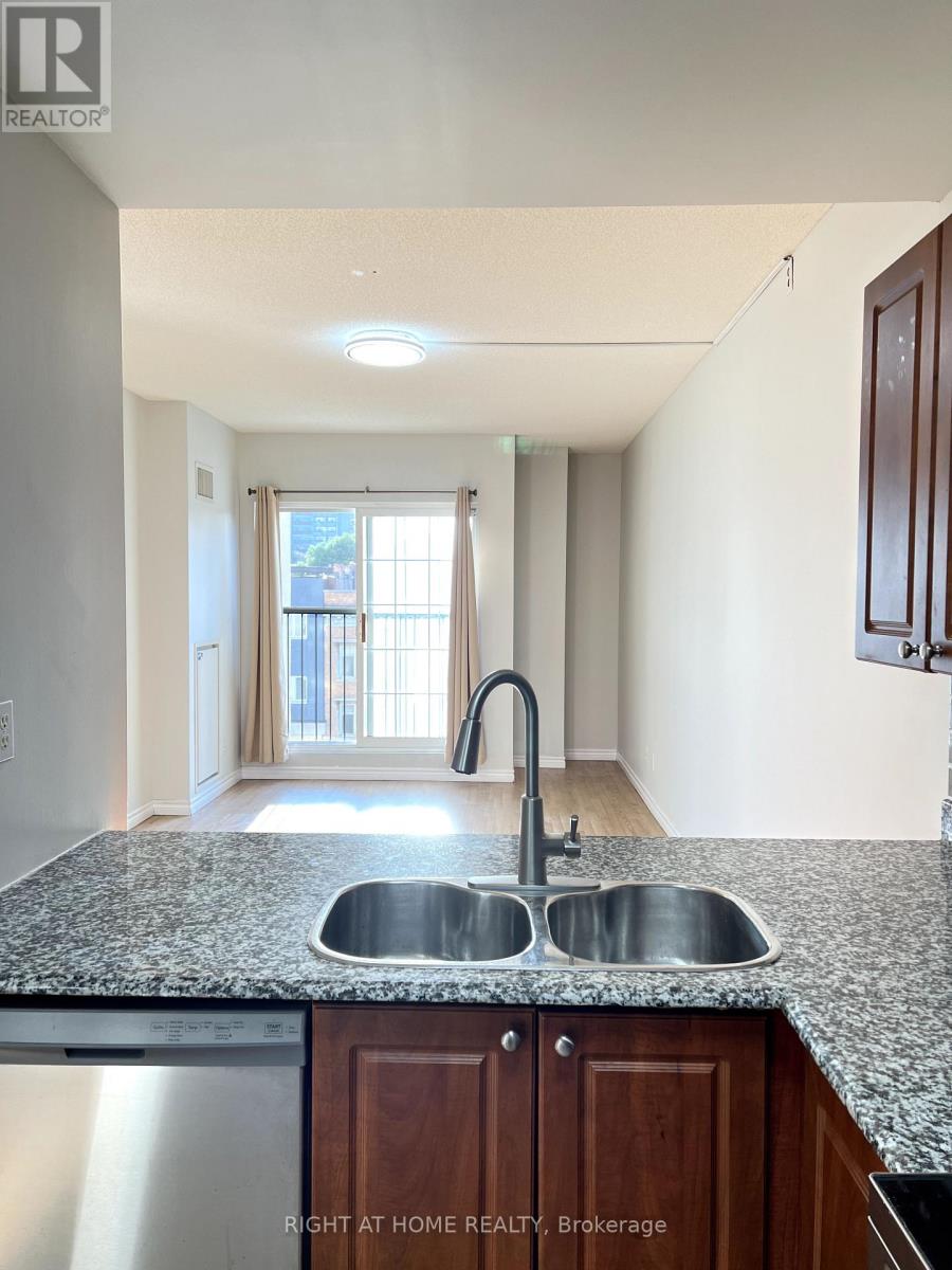 403 - 135 James Street S, Hamilton, Ontario  L8P 2Z6 - Photo 12 - X12092274